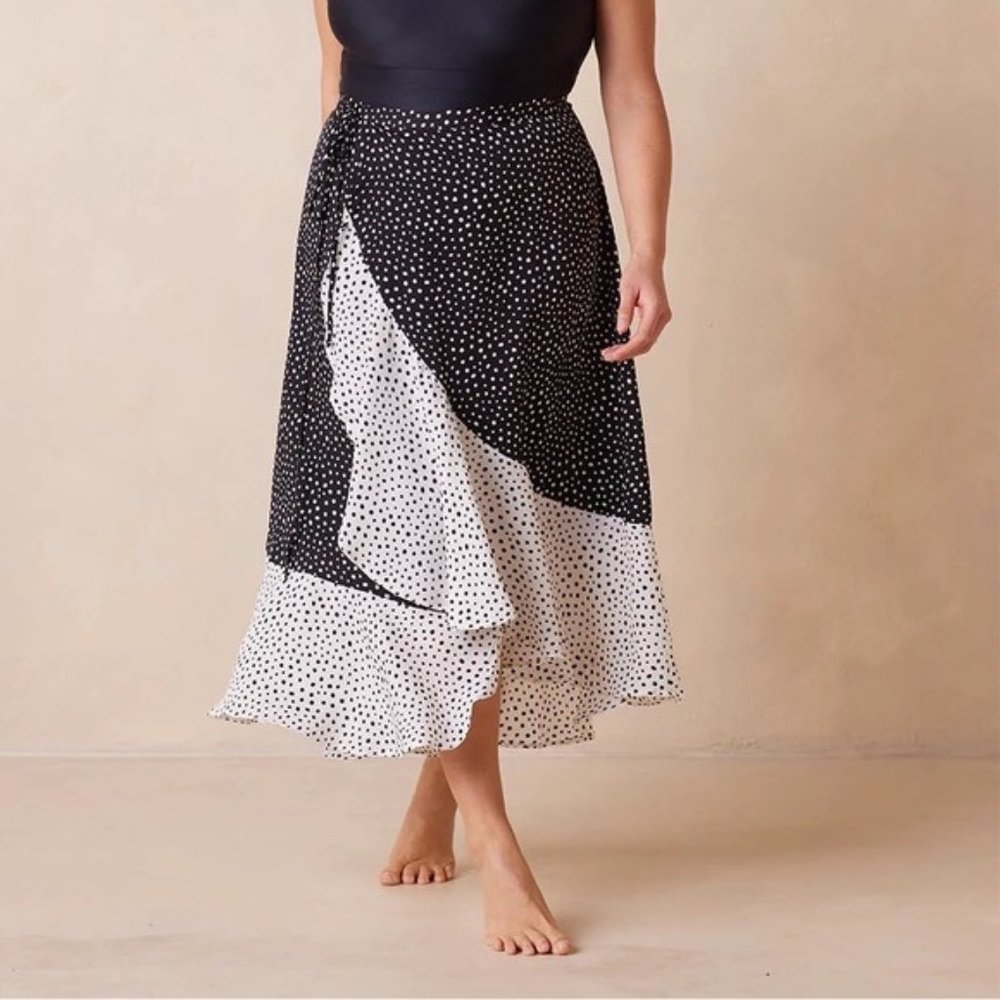 Summersalt Beach to Brunch Wrap Skirt On the Dot -NWOT women's polka-dot coverup